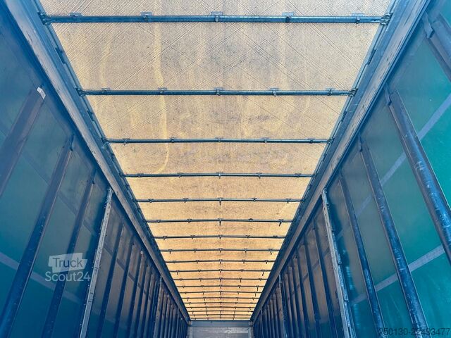 Naczepa otwarta z plandeką SCHMITZ CARGOBULL SCB*S3T MegaTrailer Curtainsider Edscha