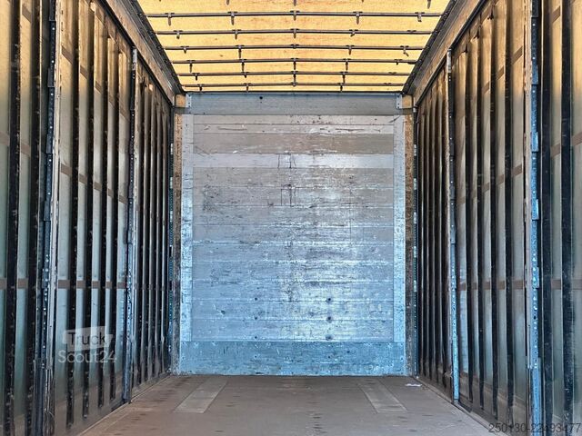 Naczepa otwarta z plandeką SCHMITZ CARGOBULL SCB*S3T MegaTrailer Curtainsider Edscha