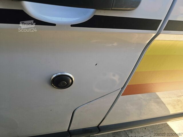  2022 Ford Panama | Manuale | Tetto a Soffietto