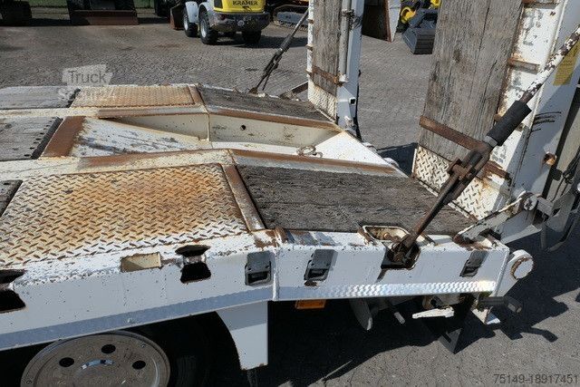 Zema kravnes piekabe ZANDT AT-P300, Hydr. Rampen, 30to., 3-Achser