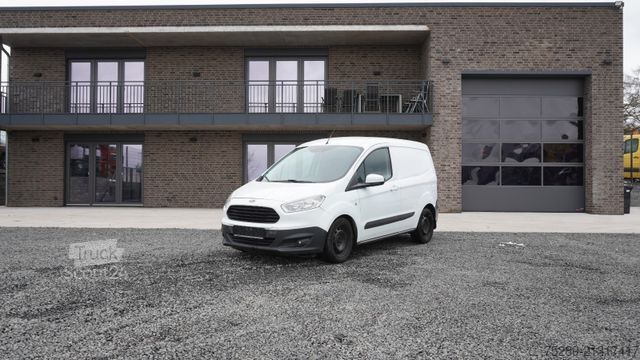 Minibus FORD Transit Courier Trend Kopfdichtungsschaden
