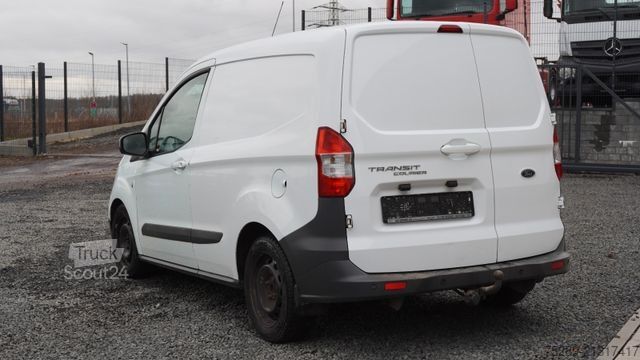 Minibus FORD Transit Courier Trend Kopfdichtungsschaden