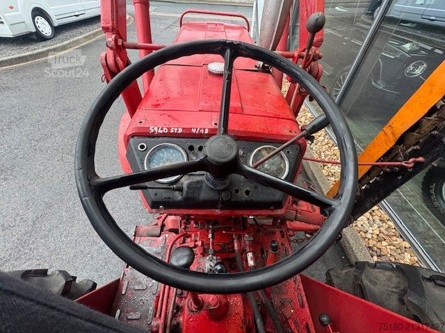 Traktors IHC 353 Schlepper Traktor H- Kennzeichen Frontlader