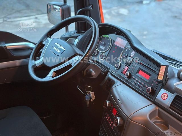 Gardinsidet varebil MAN TGL 10.250 4x2 BL  Stürenberg Plane & Spriegel