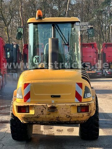 Carregadora de rodas VOLVO L30B-Z/x Radlader inkl. Schaufel & Palettengabel