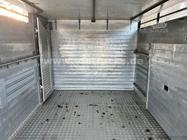 Viehtransporter LKW DAF LF 280 4x2 BL 1.Stock Viehwagen ACC LDW CAM