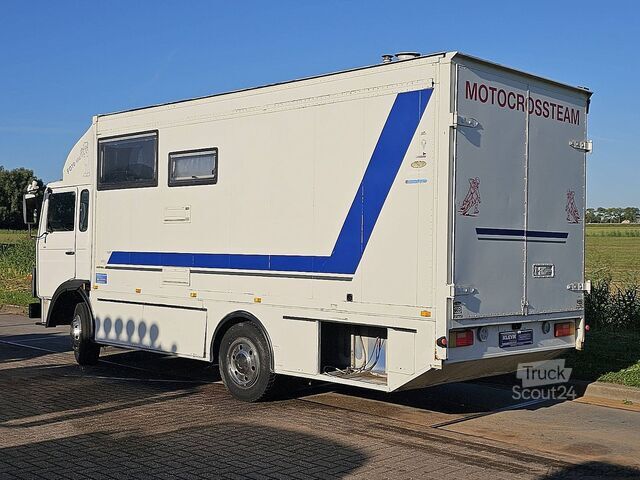 Gesloten bak DAF 1100 TURBO CAMPER RACE TRUCK