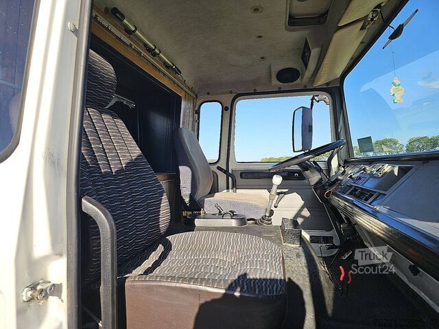 Gesloten bak DAF 1100 TURBO CAMPER RACE TRUCK