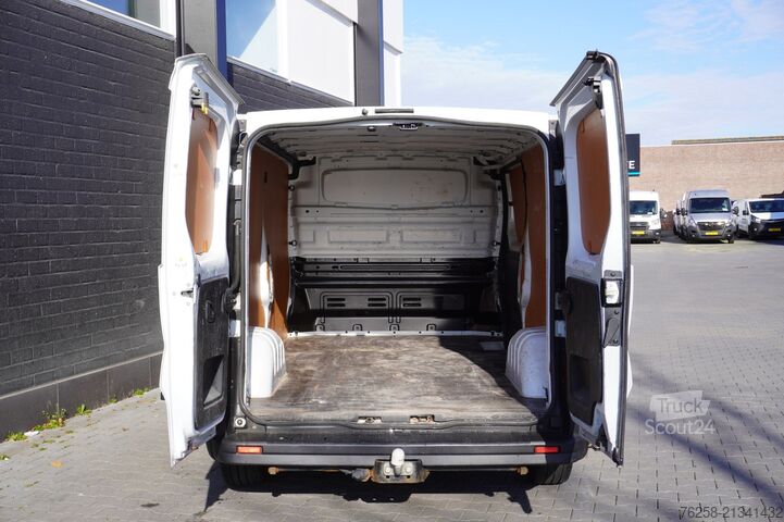 Furgão de painéis Renault Trafic 1.6 dCi L2 EURO 6 - Airco - Cruise - Tre...