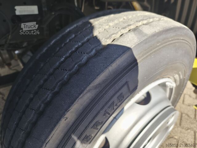 Skříňová nástavba MAN TGL 8.220