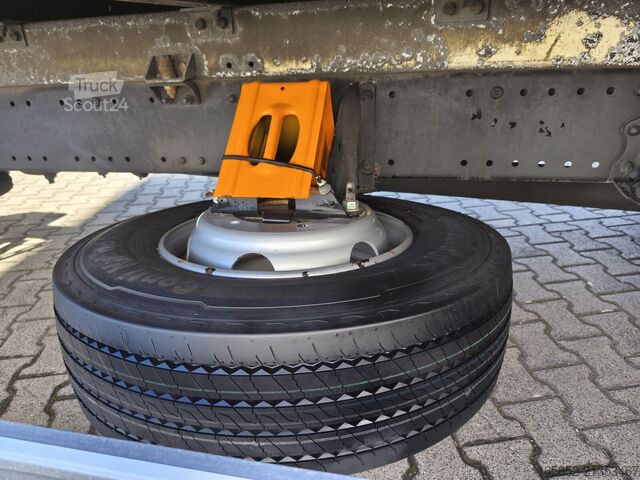 Skříňová nástavba MAN TGL 8.220