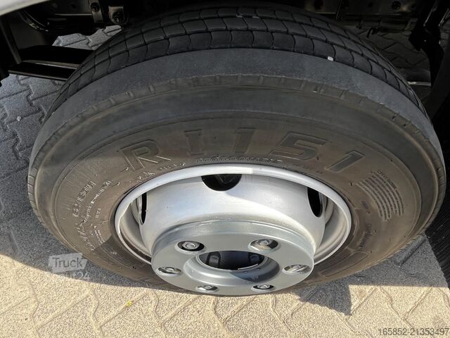 Caixa de Cortinas MAN TGL 8.220 Jumbo Gardine