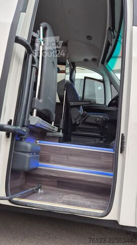 Mikroautobuss IVECO 2x Daily 70 Lagerfahrzeug Ferqui Sunrise 2,5 m B