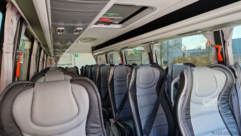 Mikroautobuss MERCEDES-BENZ 519 Sunset S 4 Ferqui Chasis 907 Vorlauffahrzeug
