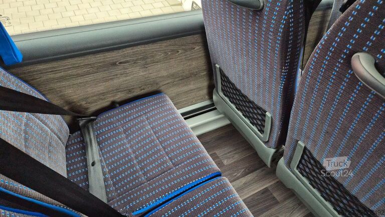 Minibusz IVECO Daily 70 Ferqui Sunrise 34 Plätze COC
