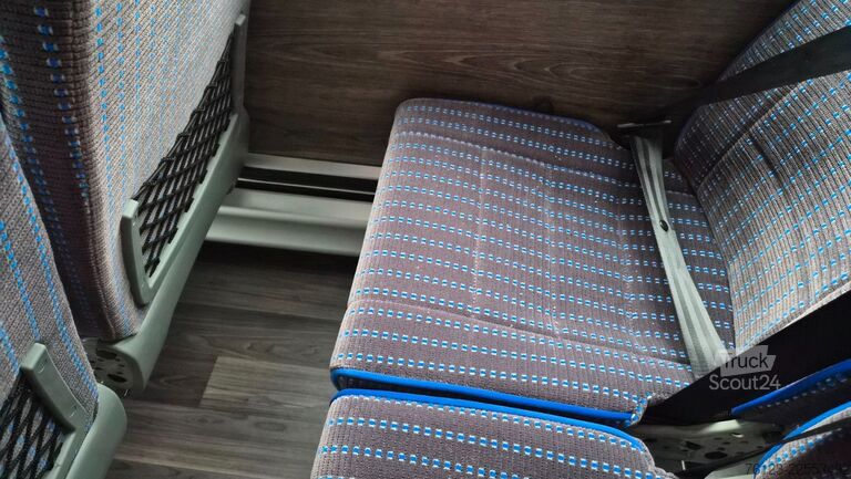 Minibusz IVECO Daily 70 Ferqui Sunrise 34 Plätze COC