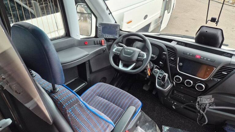 Minibusz IVECO Daily 70 Ferqui Sunrise 34 Plätze COC