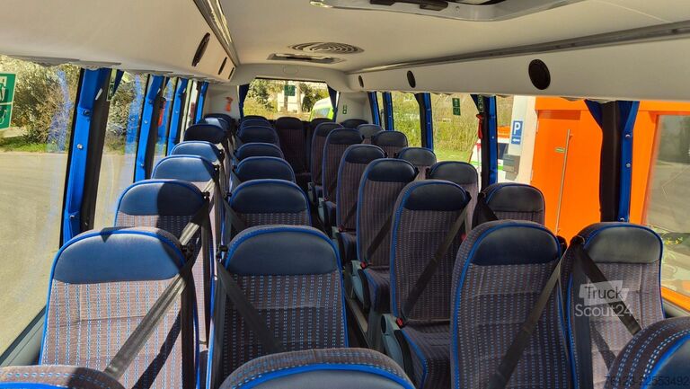 Minibusz IVECO Daily 70 Ferqui Sunrise 34 Plätze COC