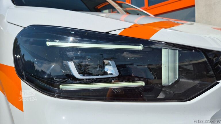 Minibüs Citroën SpaceTourer Opel Zafira Plus M 9 Sitzer