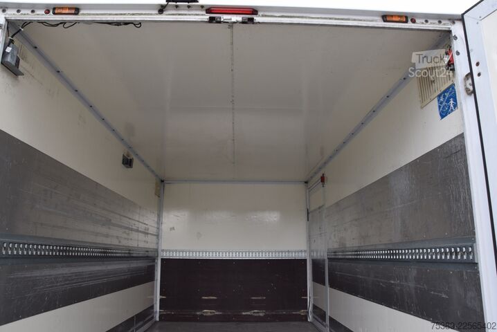 Vrachtwagen met bakwagen Iveco Daily  35 S18 Koffer Automatik ACC Luftfederung