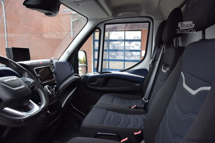 Vrachtwagen met bakwagen Iveco Daily  35 S18 Koffer Automatik ACC Luftfederung