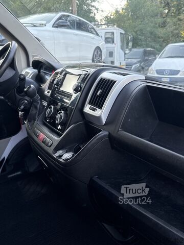 Kasa kamyoneti Fiat Ducato 35