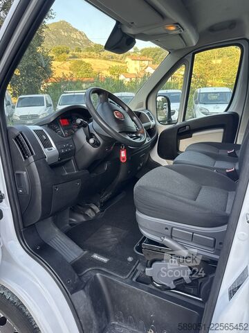 Kasa kamyoneti Fiat Ducato 35