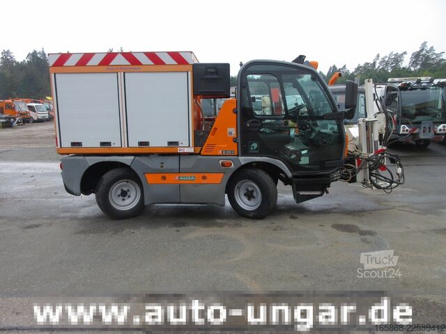 Specialfordon för kommunal användning Ausa M200H 4x2x4 Baujahr 2015 Tyrolit Bohrer