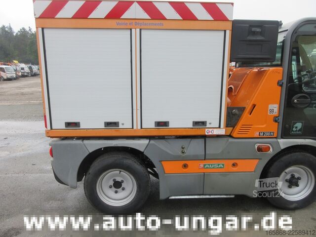 Specialfordon för kommunal användning Ausa M200H 4x2x4 Baujahr 2015 Tyrolit Bohrer