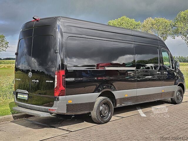 Універсал з високим дахом MERCEDES-BENZ SPRINTER 319 L3H2 Maxi LED Mbux10