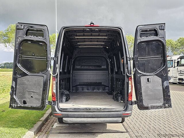 Універсал з високим дахом MERCEDES-BENZ SPRINTER 319 L3H2 Maxi LED Mbux10