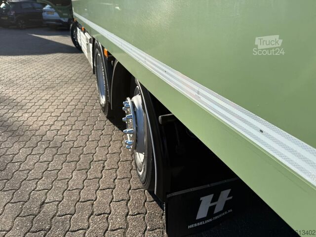 Kuffert Volvo FM 420 6X2 8.1M Koffer Stuuras