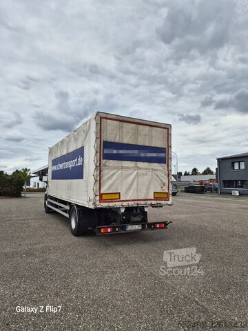 Tovorno vozilo s ravno platformo in ponjavo Iveco Eurocargo 190EL