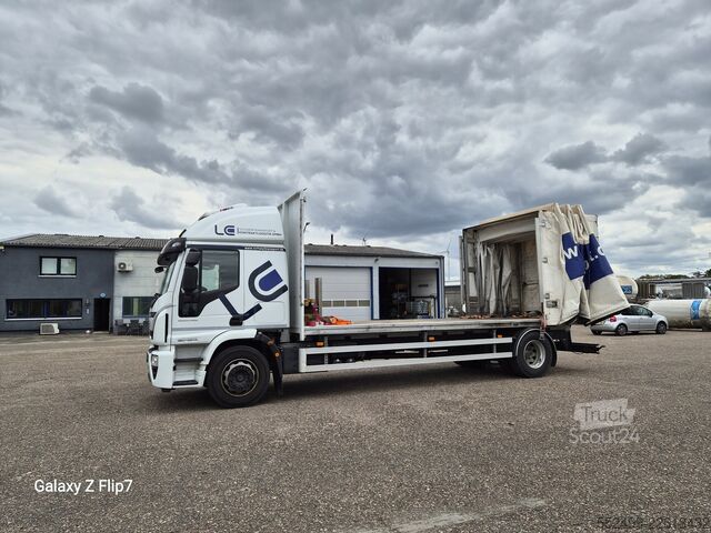 Tovorno vozilo s ravno platformo in ponjavo Iveco Eurocargo 190EL