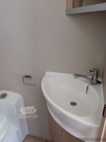 Polintegrirani avtodom Fiat Ducato Carasuite 650 MF Teilintegriert | Voll ausgestattet