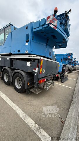 Żuraw samojezdny Liebherr LTF 1045-4.1