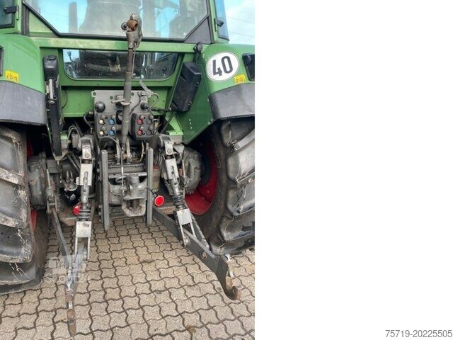 Tracteur Fendt 309 mit Frontlader