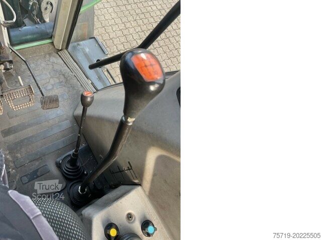 Tracteur Fendt 309 mit Frontlader