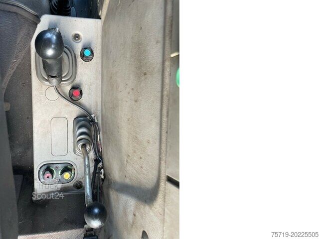 Tracteur Fendt 309 mit Frontlader