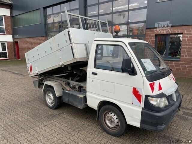 Fourgon benne basculante Pfau S90