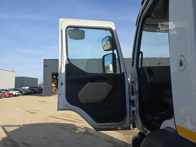 Vejfejemaskine Renault Scarab Major 8001