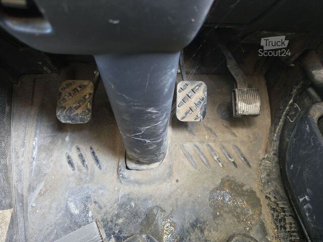 Vejfejemaskine Renault Scarab Major 8001