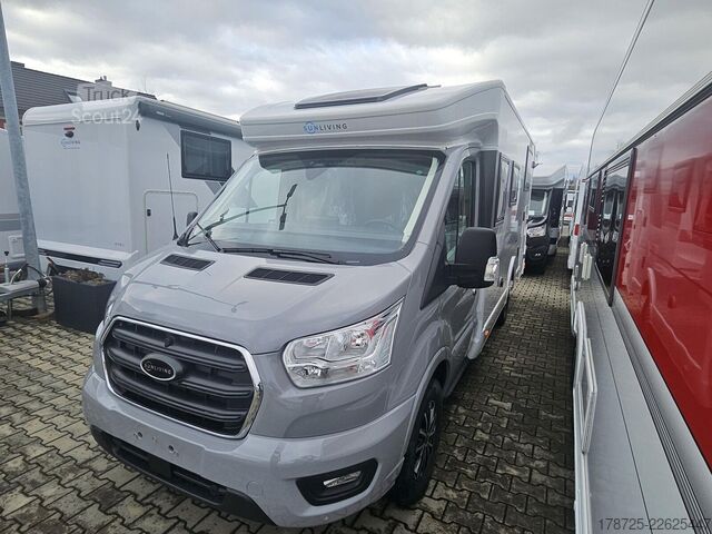 Puoliksi integroitu matkailuauto Sun Living C 70DL 26 X-Tra in Grau Ford 165 PS