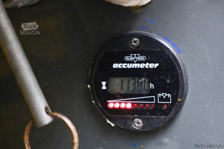 Ножичний підйомник Holland Lift Ecostar HL-11812 Electric, 14m Working Height, 300