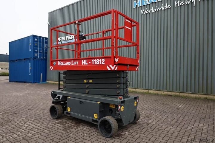 Ножичний підйомник Holland Lift Ecostar HL-11812 Electric, 14m Working Height, 300