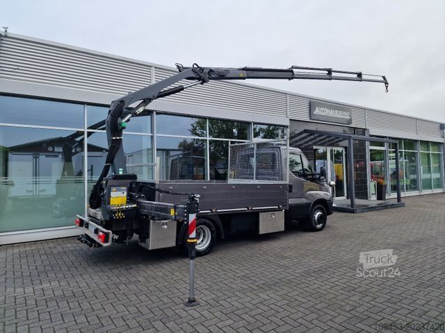 Furgon z żurawiem samochodowym IVECO Daily 70 C 18 Kran/Funk/4 Ausschübe/11 Meter