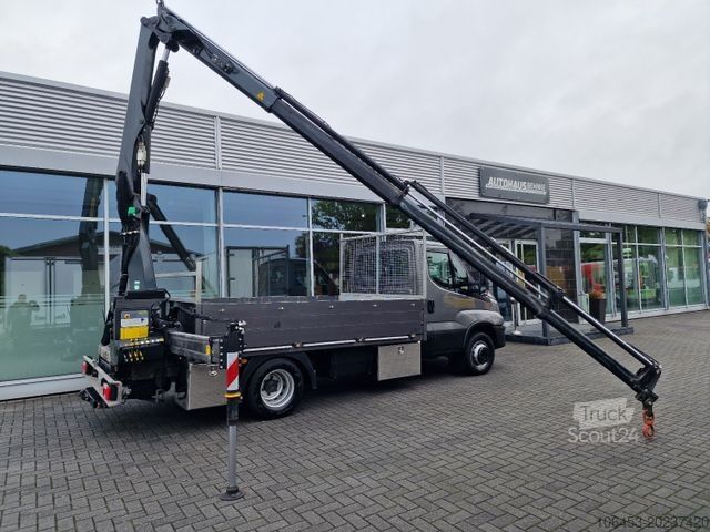 Furgon z żurawiem samochodowym IVECO Daily 70 C 18 Kran/Funk/4 Ausschübe/11 Meter