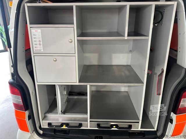 Autospecială de pompieri VOLKSWAGEN T5 Transporter 4Motion*NOTARZT*NEF*ALLRAD*AUTOMA