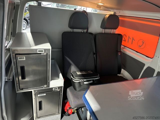 Autospecială de pompieri VOLKSWAGEN T5 Transporter 4Motion*NOTARZT*NEF*ALLRAD*AUTOMA