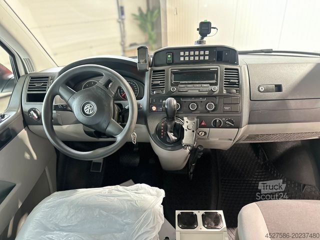Autospecială de pompieri VOLKSWAGEN T5 Transporter 4Motion*NOTARZT*NEF*ALLRAD*AUTOMA